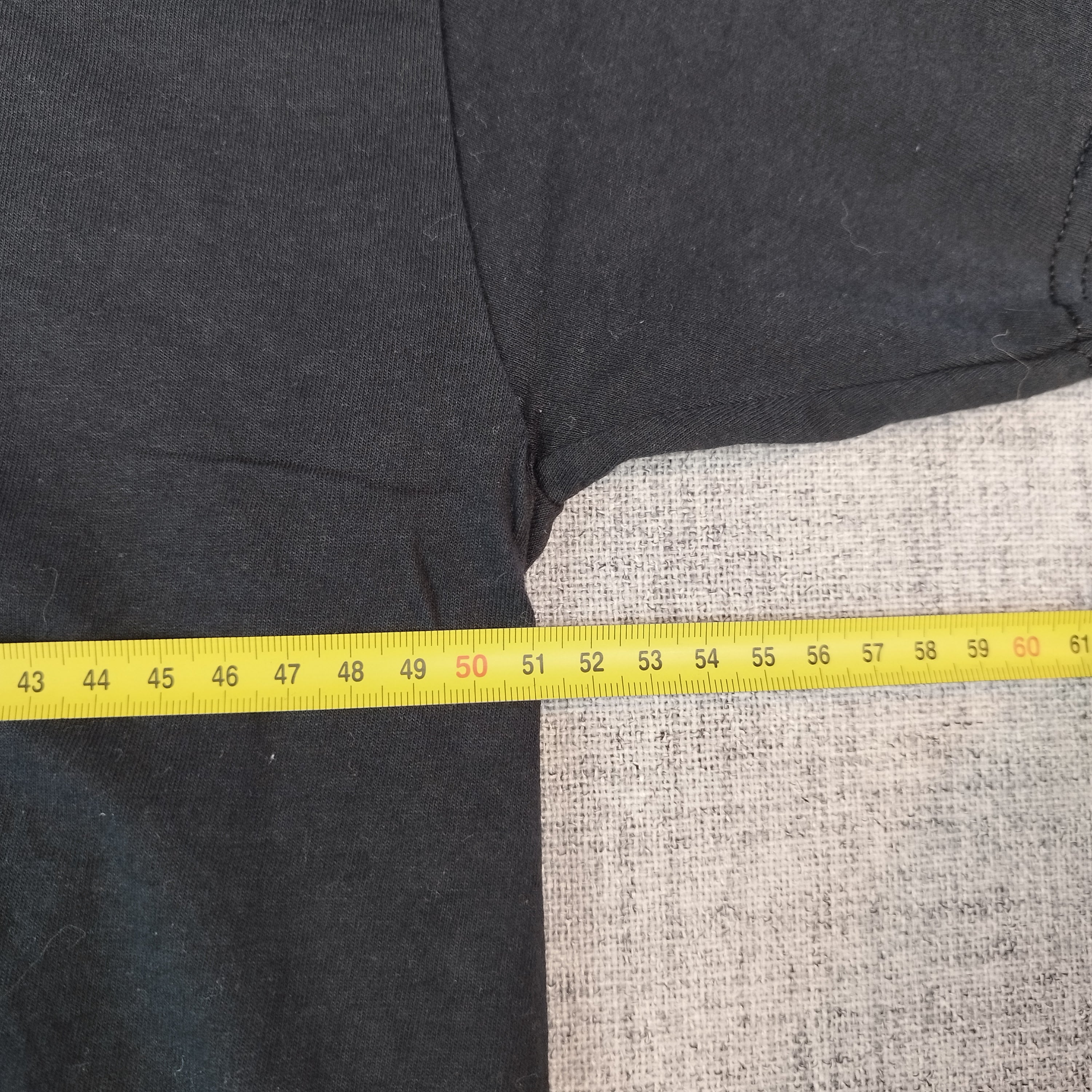 T-shirt noir sabres laser couleurs LGBTQ+ taille L